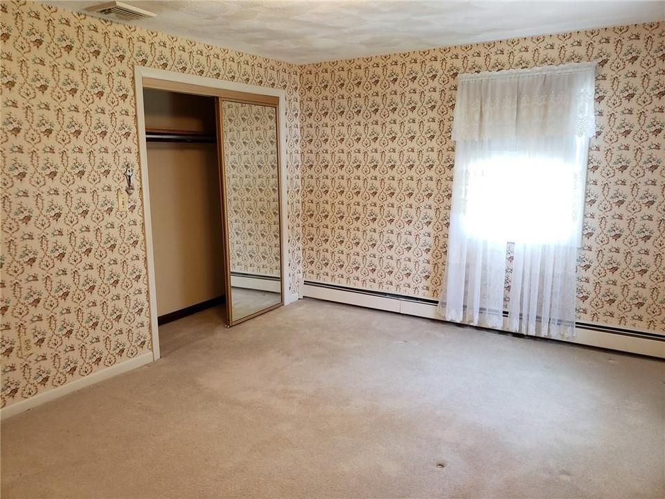  74 Marlow St, Cranston, RI 02920 photo 11