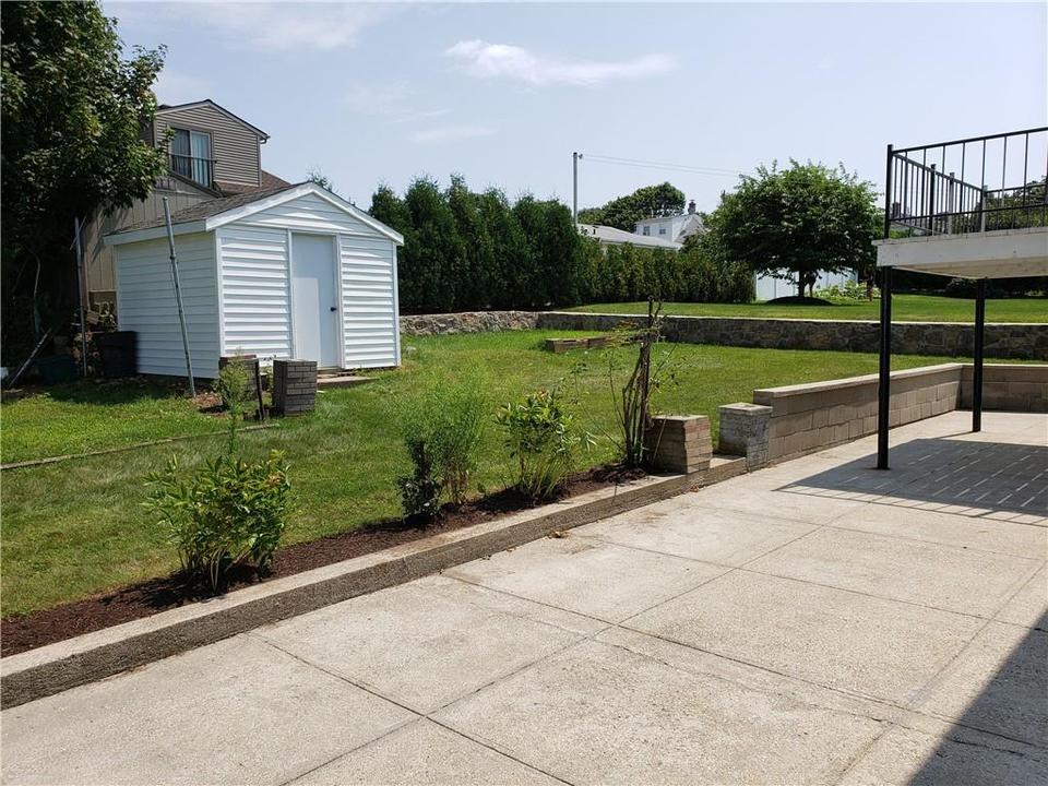 74 Marlow St, Cranston, RI 02920 photo 2