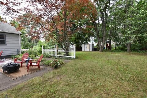 211 Burrington St, Woonsocket, RI 02895 photo 16