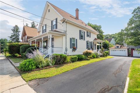 98 Coe St, Woonsocket, RI 02895 photo 31