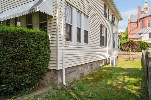 98 Coe St, Woonsocket, RI 02895 photo 40
