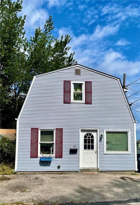 33 Mohawk Ave, Warwick, RI 02889 photo 1