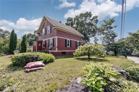 318 Ring Ave, Warwick, RI 02888 photo 3