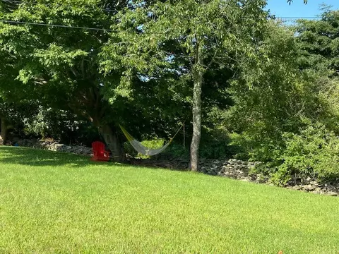 1111 Wapping Rd, Middletown, RI 02842 photo 3