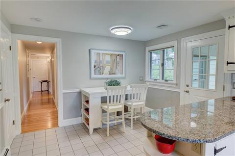 271 Squantum Dr, Warwick, RI 02888 photo 11