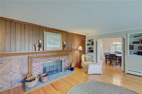 271 Squantum Dr, Warwick, RI 02888 photo 20