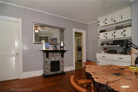72 Bellevue Ave, Woonsocket, RI 02895 photo 8