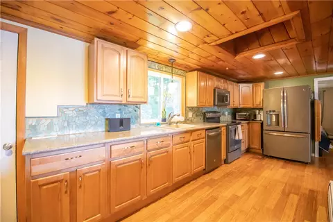 249 Shore Dr, Coventry, RI 02816 photo 12