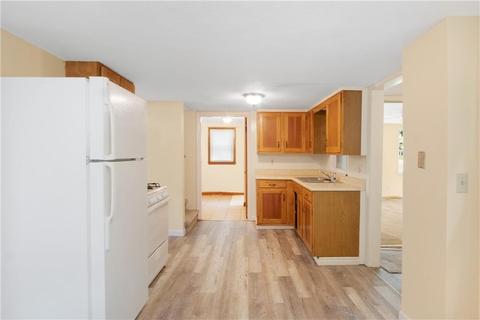 2 Pevear Ave, Warwick, RI 02886 photo 4