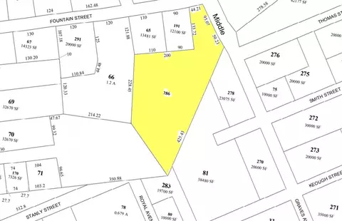 81 Fountain St, North Smithfield, RI 02896