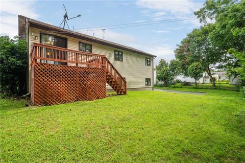 36 Lexington St, Woonsocket, RI 02895 photo 5