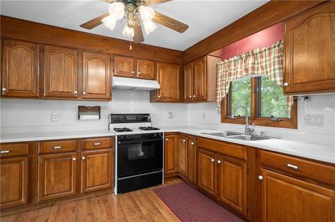 36 Lexington St, Woonsocket, RI 02895 photo 14