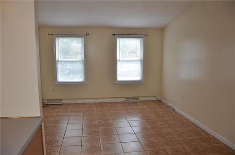 72 Lloyd Ave, Warwick, RI 02889 photo 8
