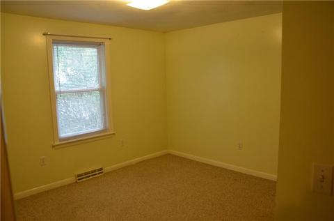 72 Lloyd Ave, Warwick, RI 02889 photo 13
