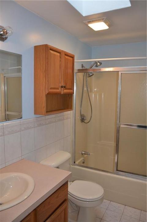 72 Lloyd Ave, Warwick, RI 02889 photo 12