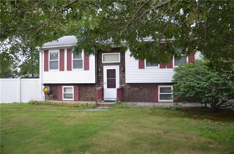 72 Lloyd Ave, Warwick, RI 02889 photo 3