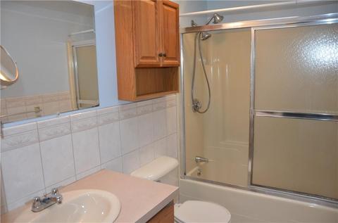 72 Lloyd Ave, Warwick, RI 02889 photo 11