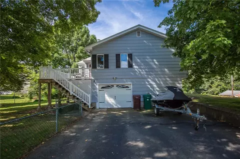 202 Glaude Ln, Woonsocket, RI 02895 photo 21