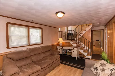 202 Glaude Ln, Woonsocket, RI 02895 photo 15