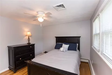202 Glaude Ln, Woonsocket, RI 02895 photo 8