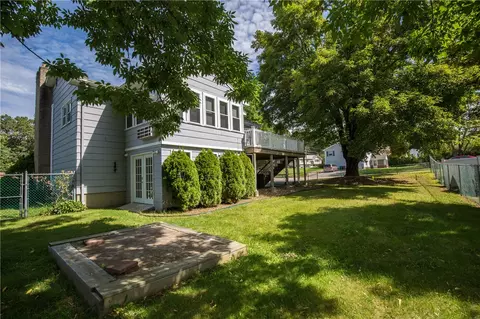 202 Glaude Ln, Woonsocket, RI 02895 photo 19