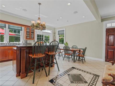 83 Janice Rd, Warwick, RI 02886 photo 8