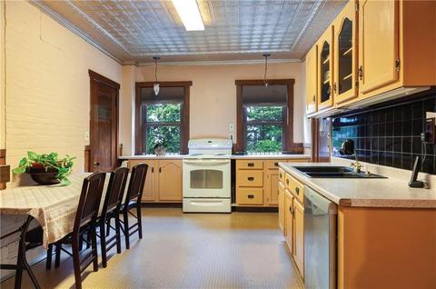 657 Highland Ave, Fall River, MA 02720 photo 25