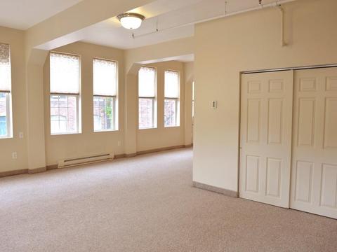 148 Bernon St #13, Woonsocket, RI 02895 photo 14
