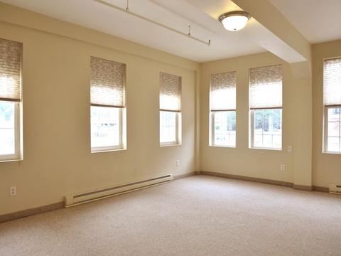 148 Bernon St #13, Woonsocket, RI 02895 photo 12