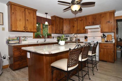 1435 Putnam Pike, Glocester, RI 02814 photo 7