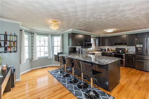 100 Nolbeth Dr, Warwick, RI 02888 photo 4