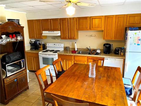 429 Rathbun St, Woonsocket, RI 02895 photo 11