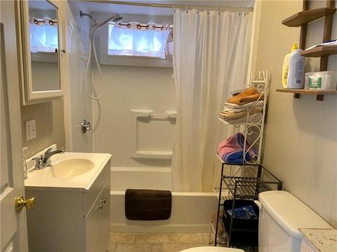 429 Rathbun St, Woonsocket, RI 02895 photo 5