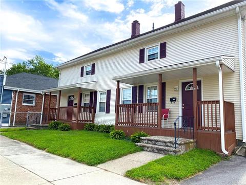 429 Rathbun St, Woonsocket, RI 02895 photo 3