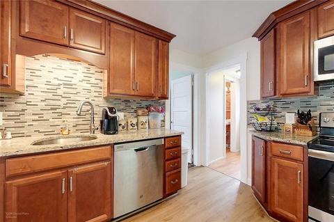 357 Valley Rd, Middletown, RI 02842 photo 20