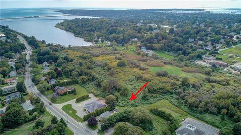 357 Valley Rd, Middletown, RI 02842 photo 2