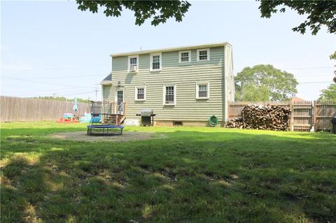 17 Tarleton St, Warwick, RI 02889 photo 3