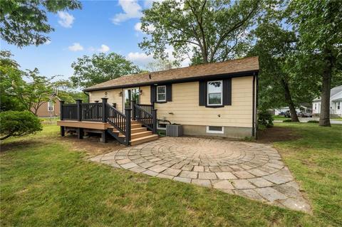 42 Inman Ave, Warwick, RI 02886 photo 13
