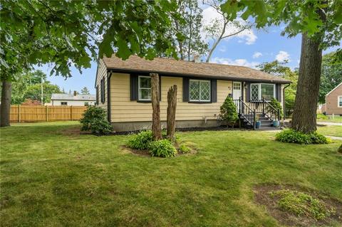 42 Inman Ave, Warwick, RI 02886 photo 3
