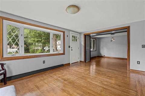 42 Inman Ave, Warwick, RI 02886 photo 18