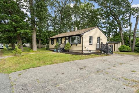 42 Inman Ave, Warwick, RI 02886 photo 9