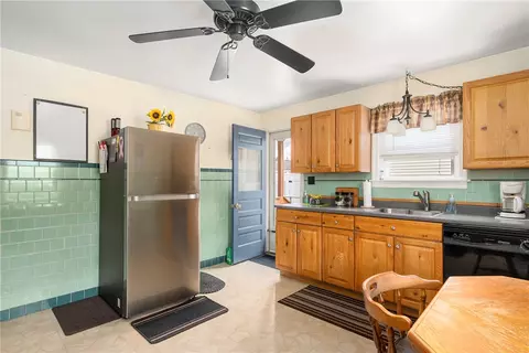 181 Avenue A, Woonsocket, RI 02895 photo 13