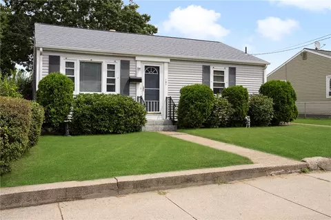 181 Avenue A, Woonsocket, RI 02895 photo 2