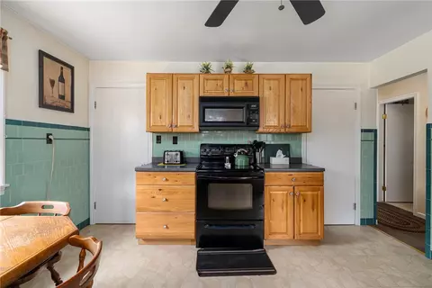 181 Avenue A, Woonsocket, RI 02895 photo 11