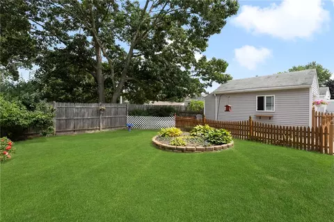 181 Avenue A, Woonsocket, RI 02895 photo 24
