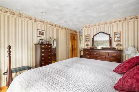 72 Castleton Dr, Cranston, RI 02921 photo 13