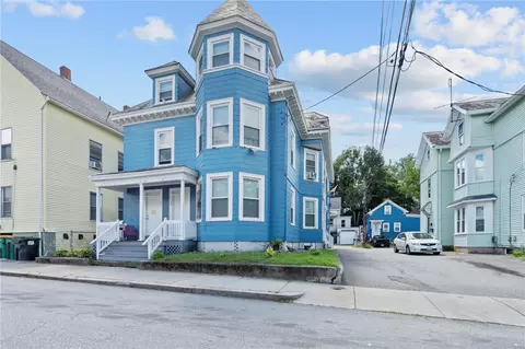123 Willow St, Woonsocket, RI 02895 photo 1