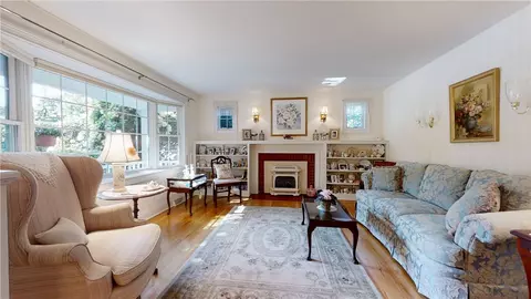 8 Rhody Dr, Westerly, RI 02891 photo 17