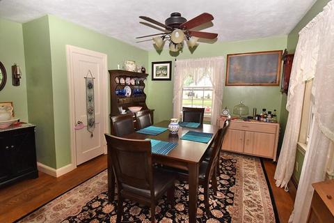 281 Pine St, Warwick, RI 02888 photo 3