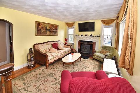 281 Pine St, Warwick, RI 02888 photo 6